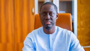 Dette cachée : l’APR rejette les accusations et demande à…