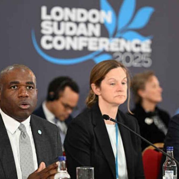 Soudan : la communauté internationale exige un Soudan et promet plus de 800 millions d’euros d’aide