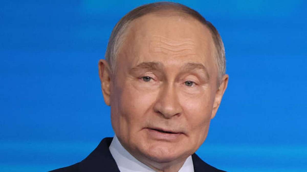 Poutine propose un gel de la ligne de front en…