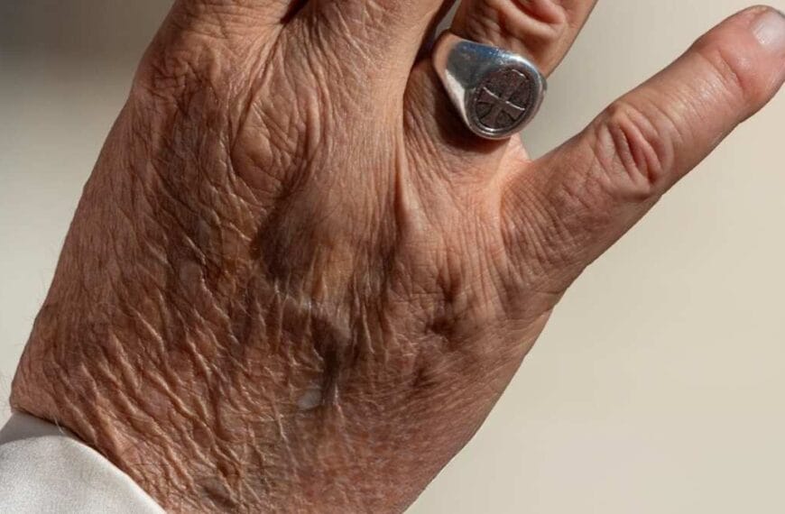 Pourquoi l’anneau du pape François va être détruit