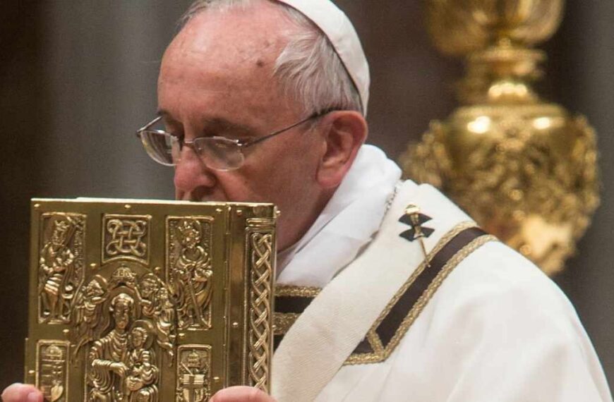 François, le pape écrivain : un héritage spirituel et politique de poids