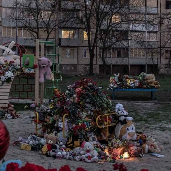 Ukraine : une frappe russe tue 19 civils près d’une aire de jeux, dont 9 enfants