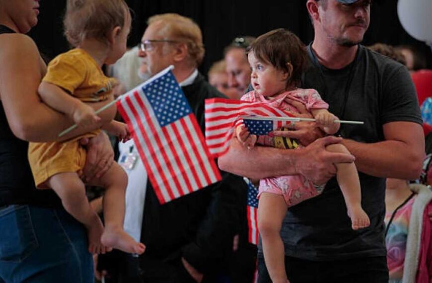 Ce que l’on sait sur l’arrivée de 49 Afrikaners aux États-Unis en tant que réfugiés