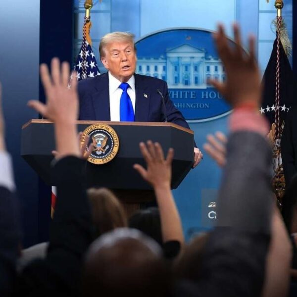 Guerre commerciale relancée : Trump sanctionne le Canada pour sa taxe GAFA