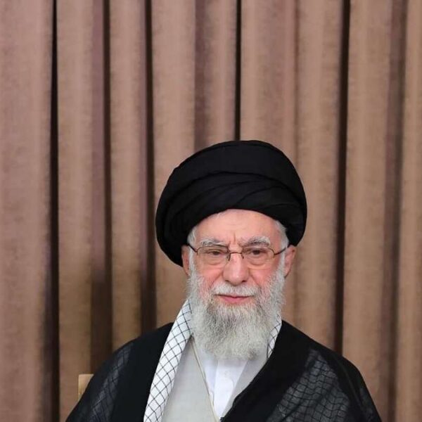 Israël-Iran : Khamenei affirme « Les États-Unis giflés, Israël au bord de l’effondrement »