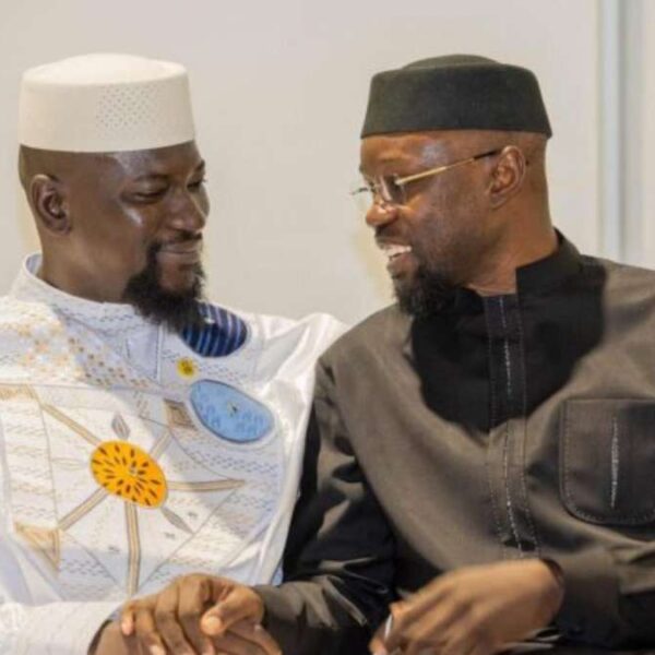 Ousmane Sonko à Conakry : relancer les liens avec la Guinée, malgré les zones d’ombre