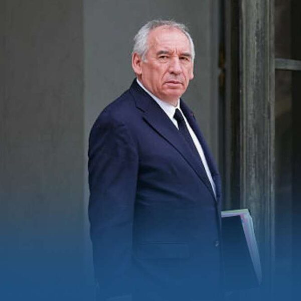 Bayrou dramatise avant le 8 septembre “la vie de la nation en jeu”