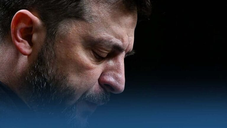 Le président ukrainien rattrapé par cinq fronts qui minent son autorité