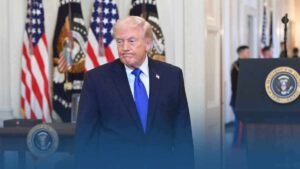 Trump évoque une guerre prolongée contre l’Iran, le Moyen-Orient s’embrase