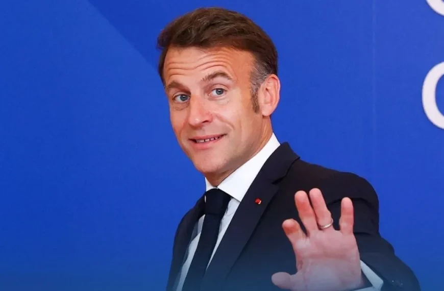 Emmanuel Macron promet de quitter la politique en 2027