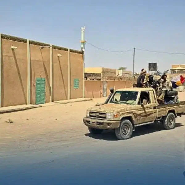 Mali convergence JNIM-Azawad, recul militaire et retrait russe, le pouvoir à l’épreuve