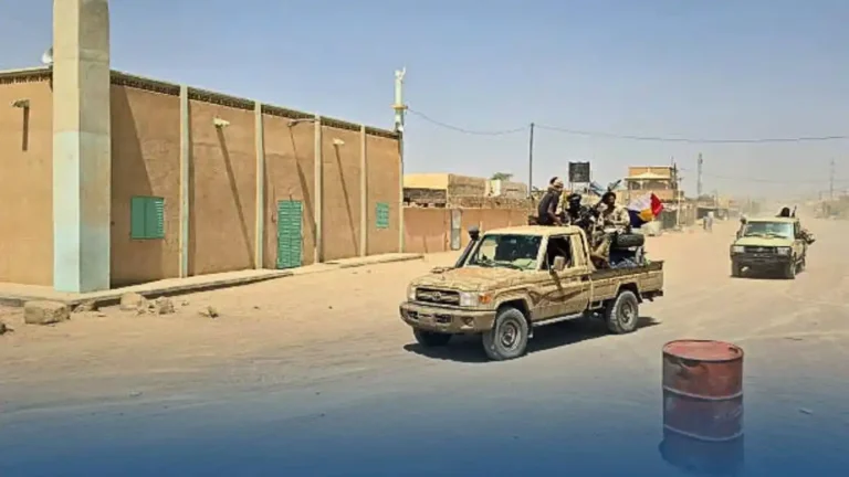 Mali convergence JNIM-Azawad, recul militaire et retrait russe, le pouvoir à l’épreuve