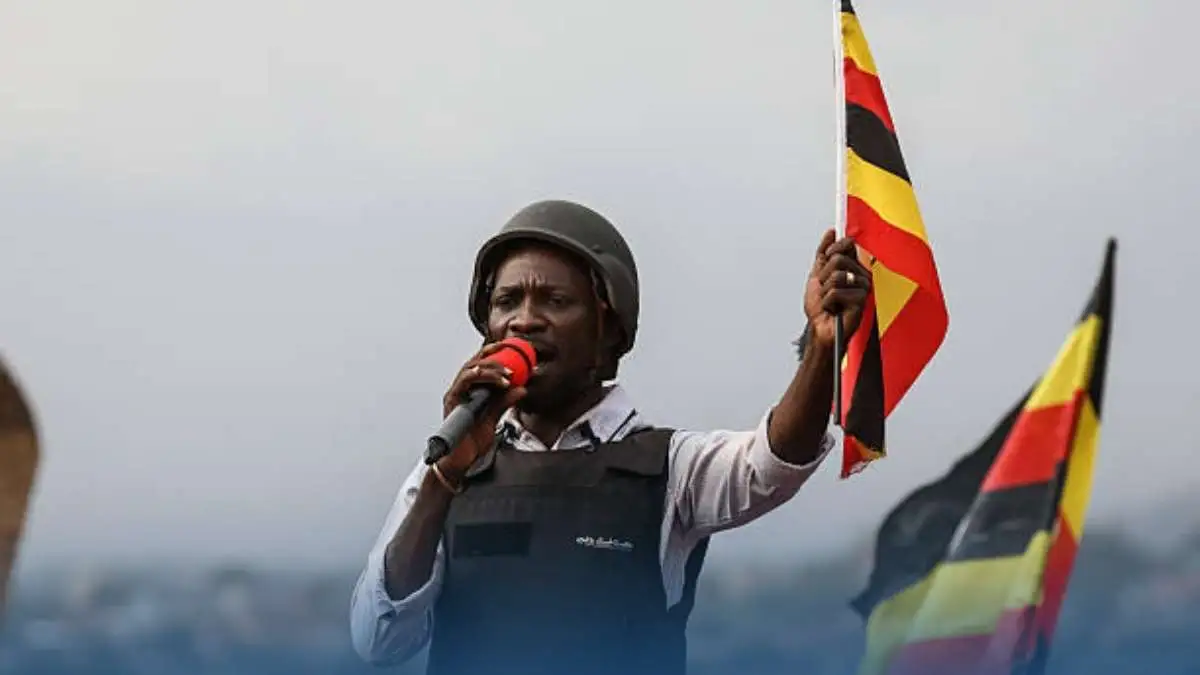 Ouganda Bobi Wine quitte le pays sous pression du régime