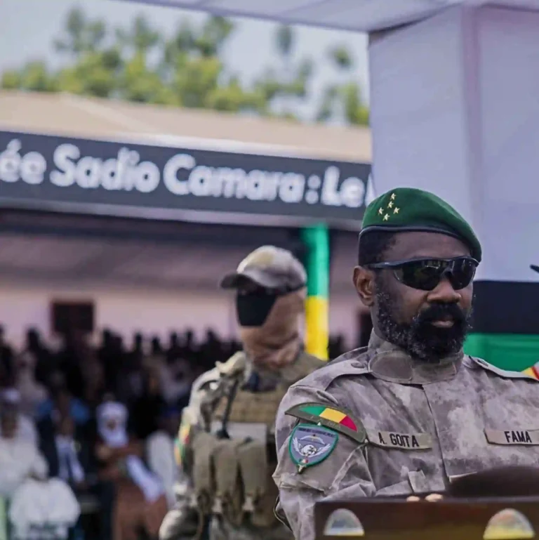 Mali arrestations, soupçons de complot et blocus, la pouvoir se durcit après les attaques