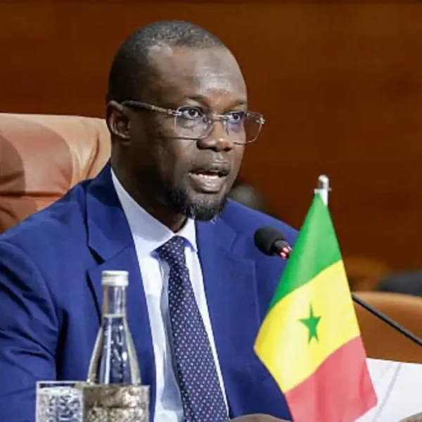 Ousmane Sonko accuse l’Occident de vouloir « imposer l’homosexualité » au Sénégal