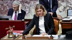 Fin de vie : l’Assemblée nationale adopte définitivement la loi sur l’aide à mourir 8 Fin de vie : l’Assemblée nationale adopte définitivement la loi sur l’aide à mourir