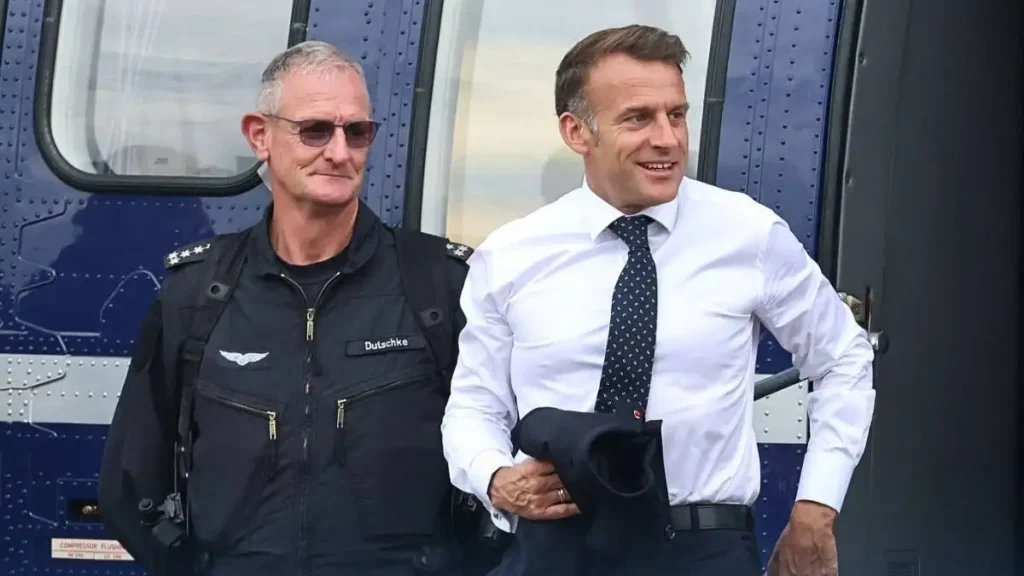 Présidentielle 2027 : Emmanuel Macron appelle à ne pas considérer une victoire du RN comme acquise 2 Présidentielle 2027 : Emmanuel Macron appelle à ne pas considérer une victoire du RN comme acquise
