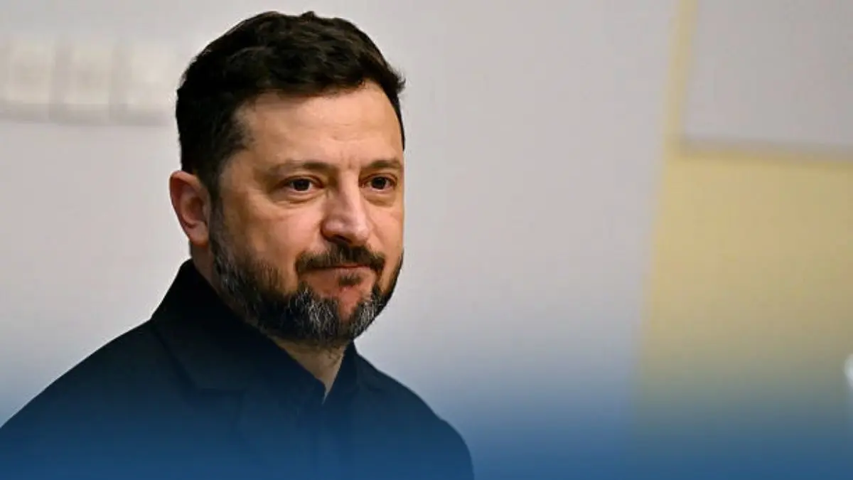En Ukraine, les affaires de corruption se rapprochent du pouvoir de Zelensky