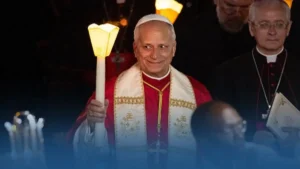 De Paris à Lourdes, Léon XIV réveille un catholicisme français que l’on disait effacé