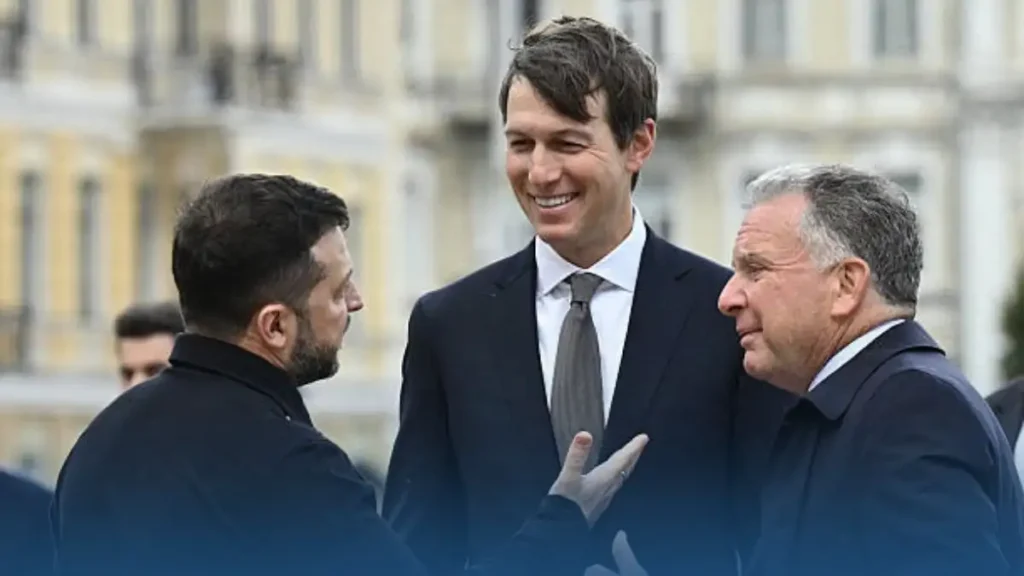 Ukraine : après Moscou, les émissaires de Trump tentent de relancer les négociations à Kiev