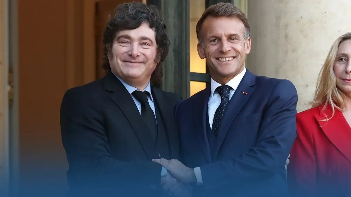 À Paris, Macron et Milei mettent leurs désaccords de côté pour parler milliards